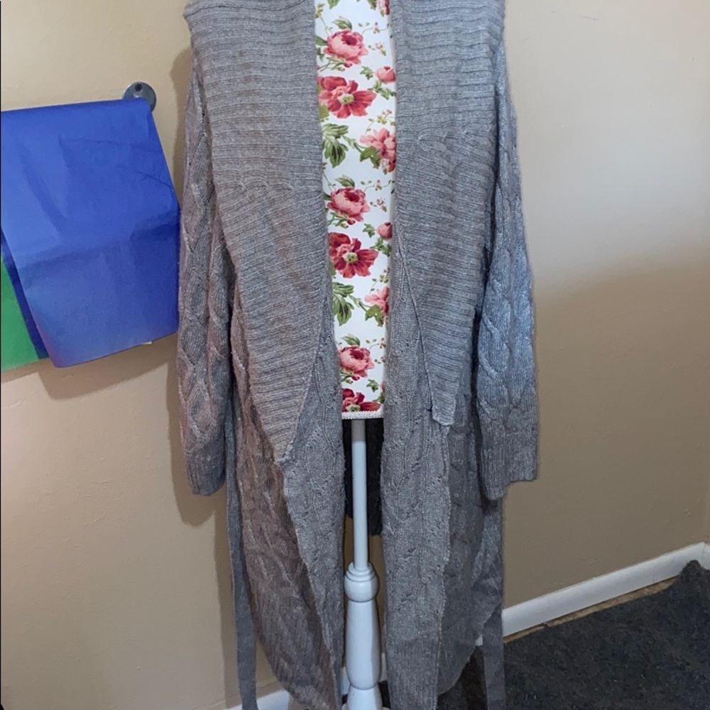 Ava & Viv cardigan Size 4X